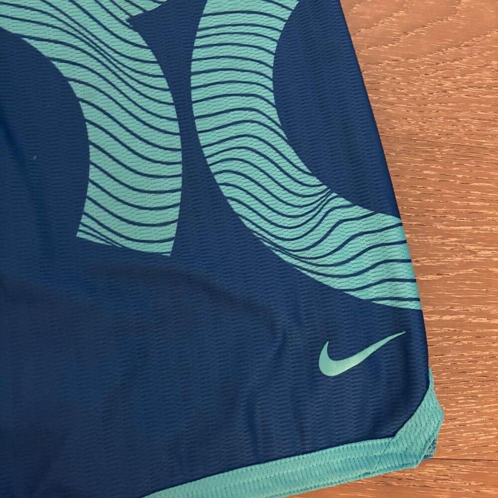 Boys Nike KD Kevin Durant Basketball Athletic Shorts Size XL 14-16